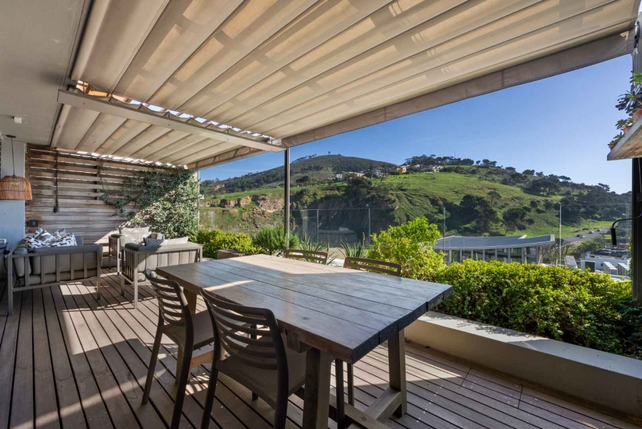 2 Bedroom Property for Sale in De Waterkant Western Cape